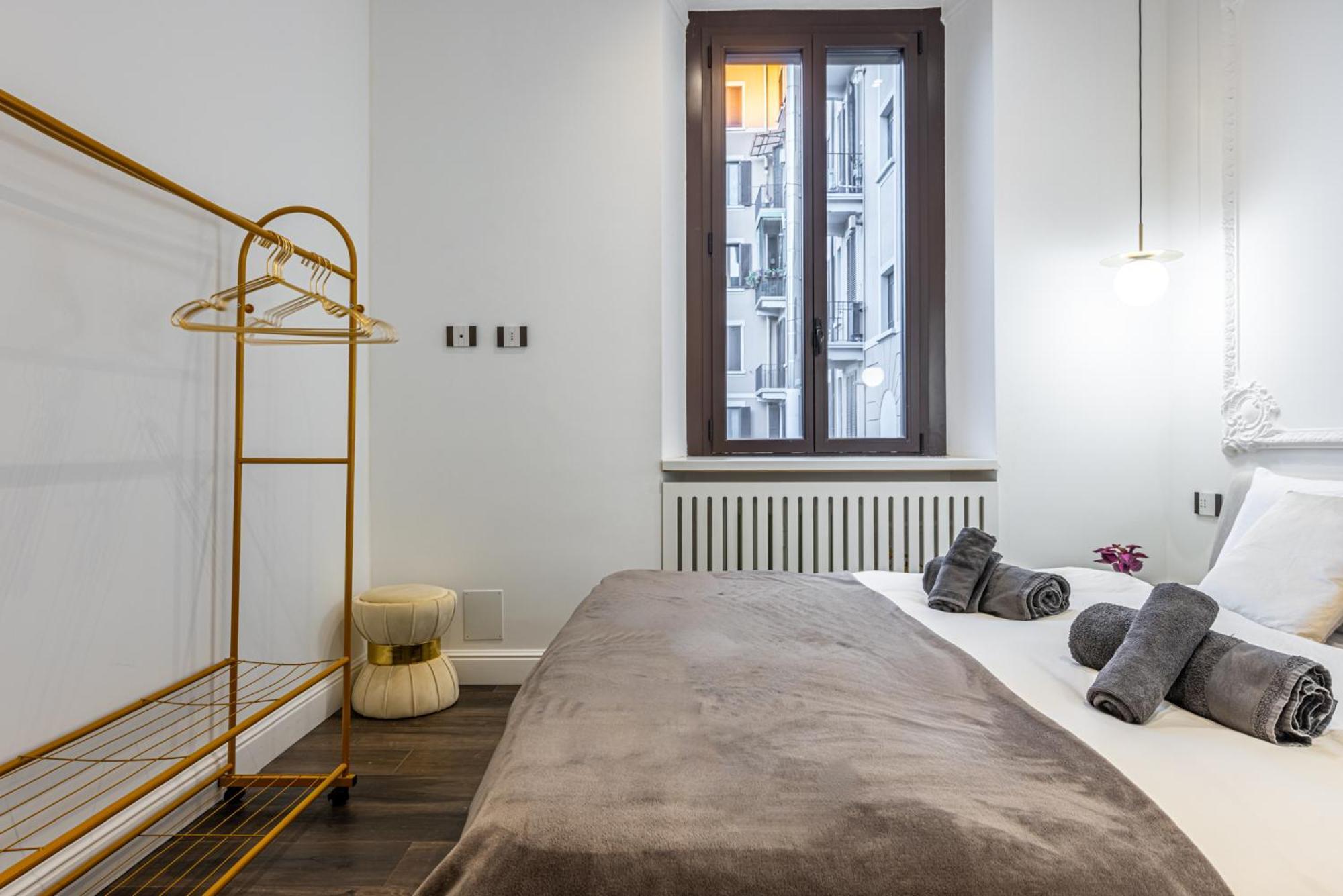 Station, Luxury & Modern With Comfort! Apartment Mailand