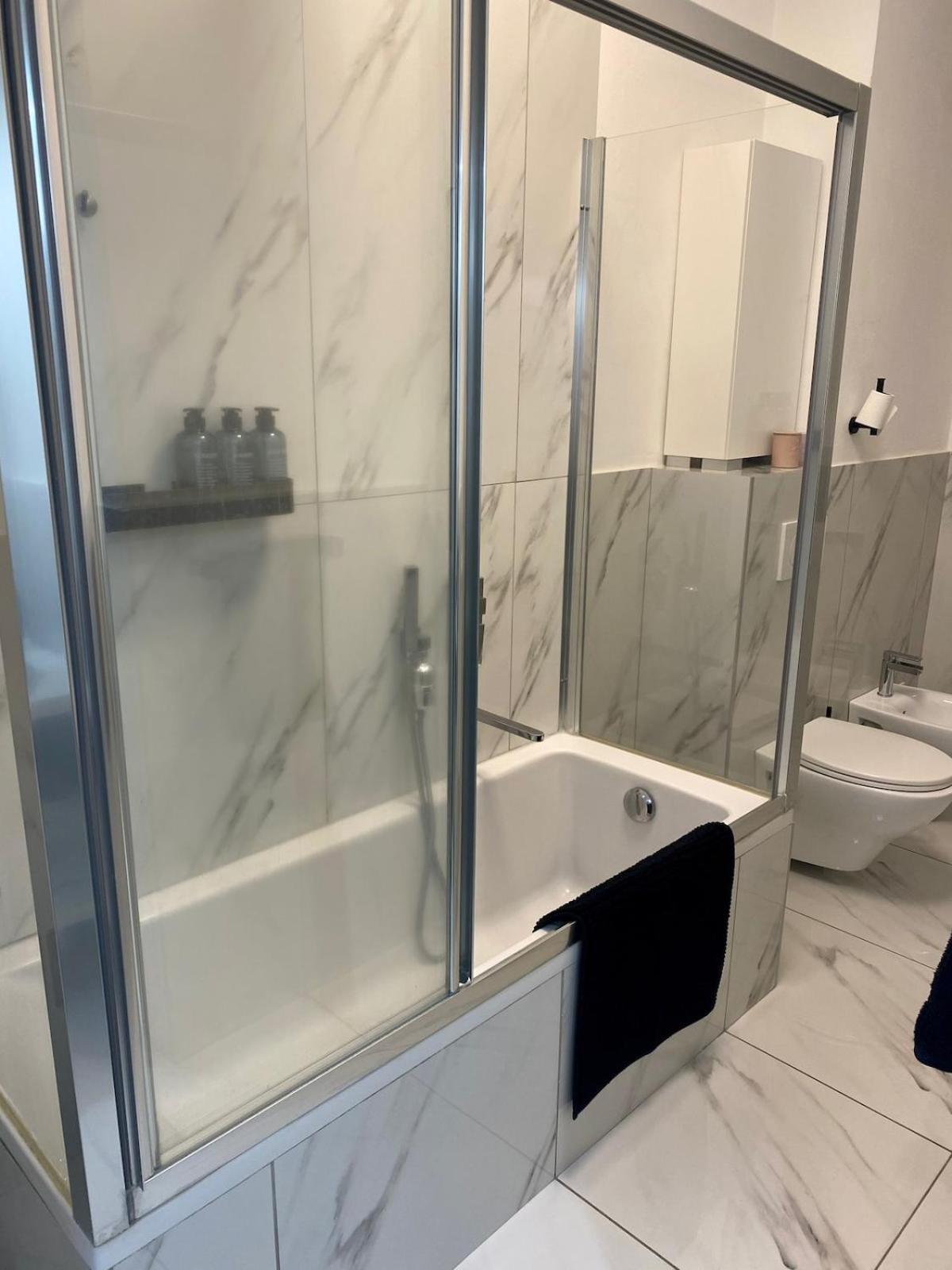 Elegante 80mq Vicino Sempione Apartment