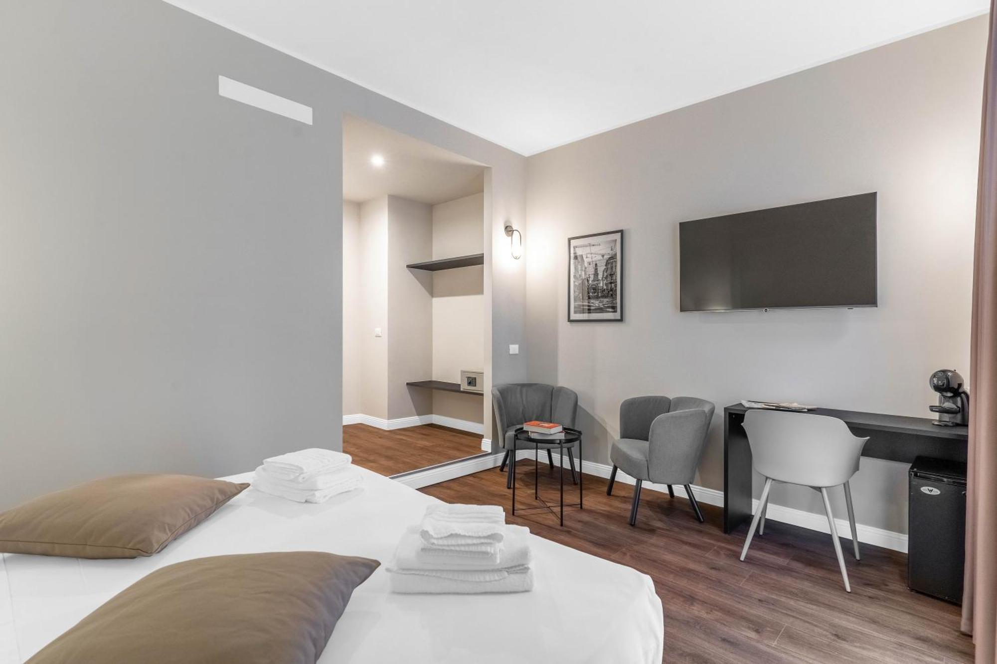 Hotel Torriani Foresteria Lombarda