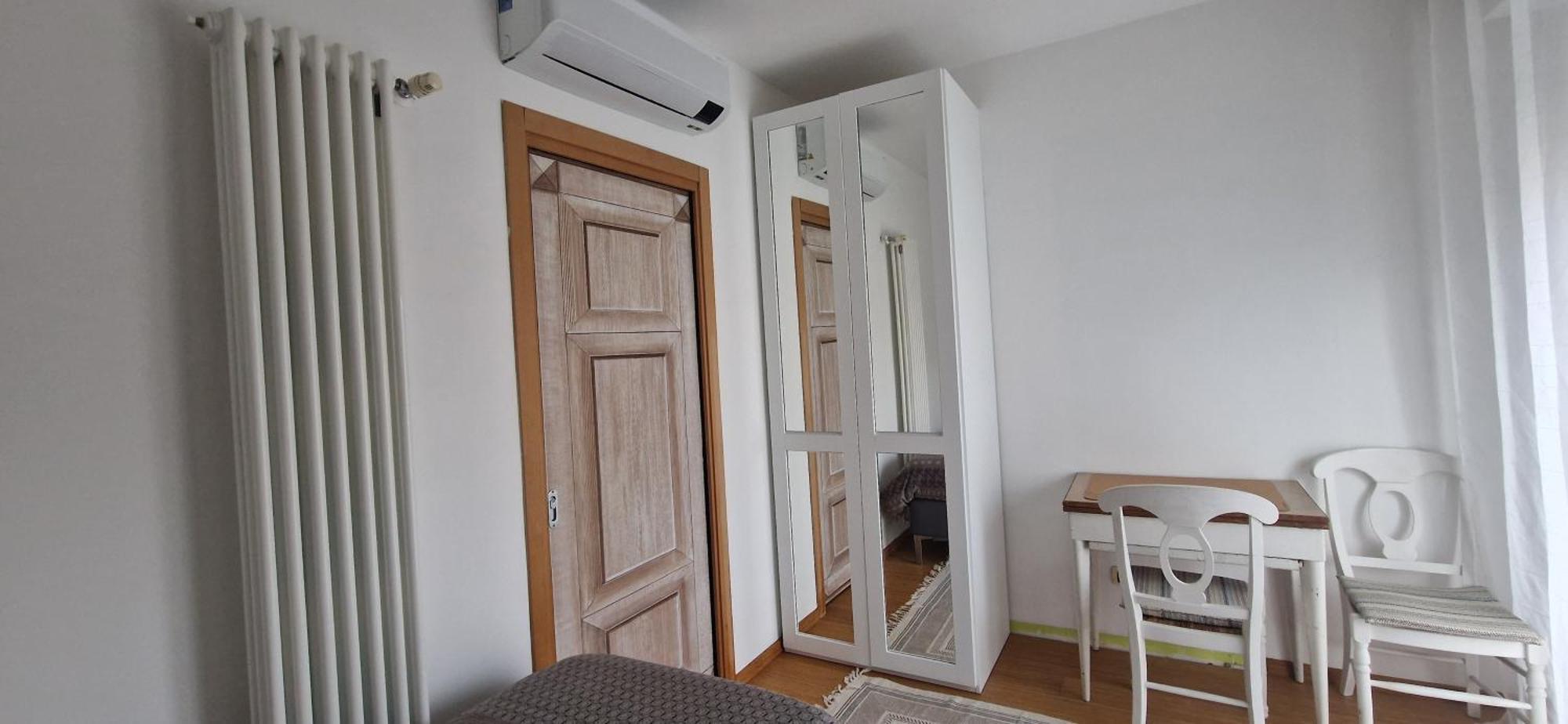 Stanza In Con Giardino Privatunterkunft Mailand