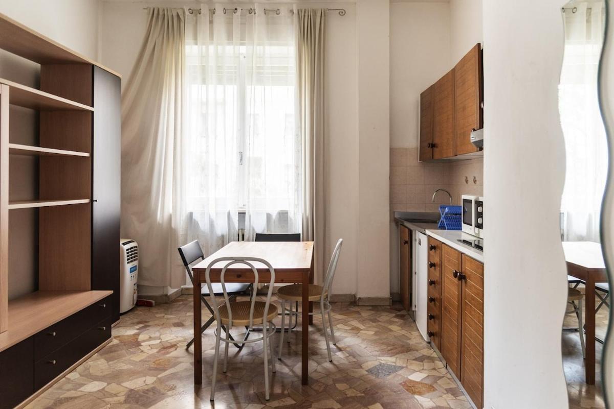 Apartment Youhosty - Cattolica Mailand