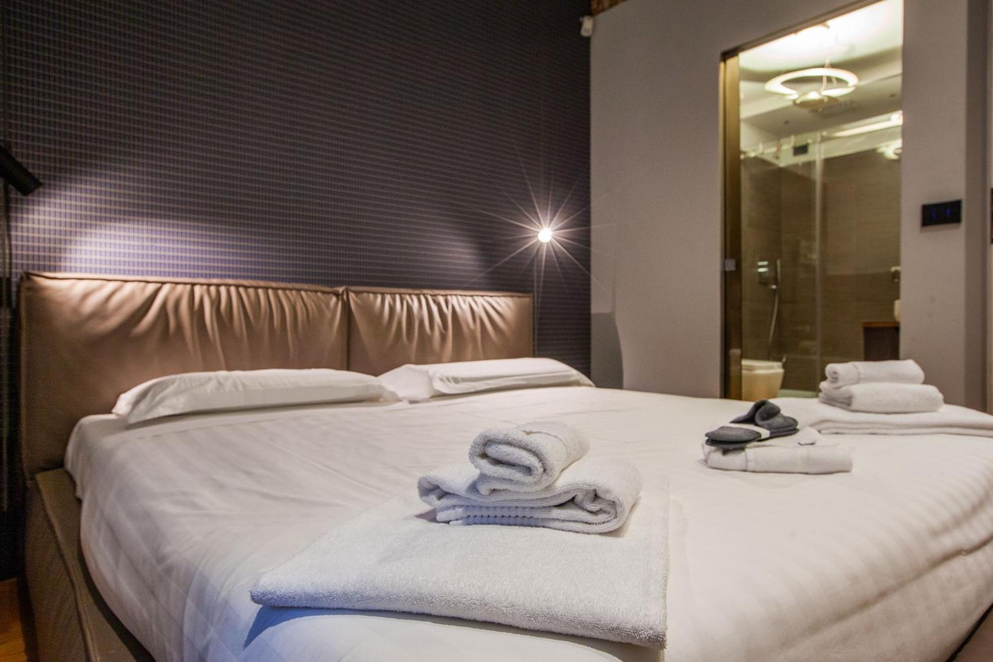Boutique Con Cortile-design&fashion District * Mailand