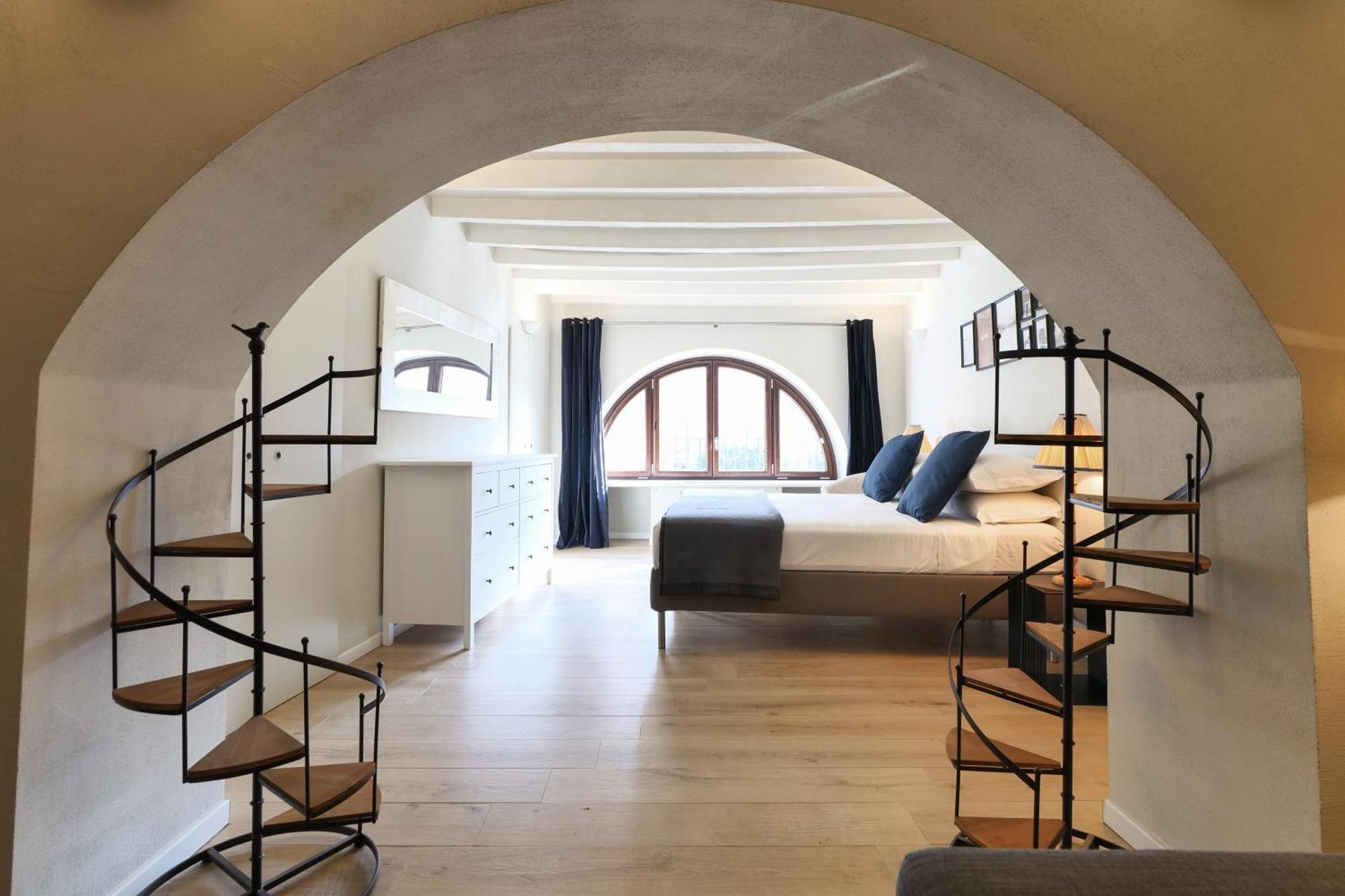 Elegant Rosales Apt. Apartment