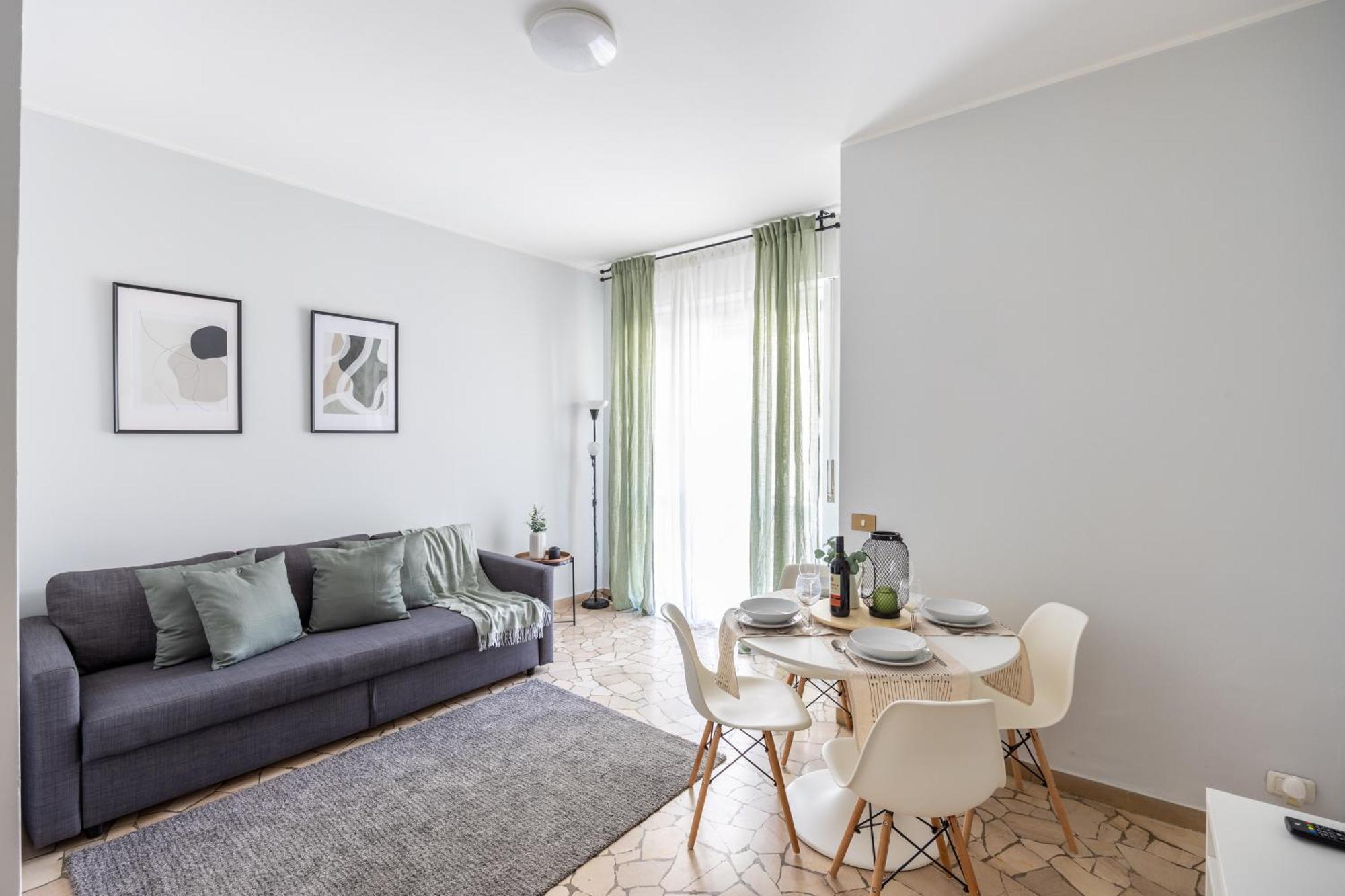 8 Min Dalla Metro Casa Elegante Con Netflix E Wifi Milão