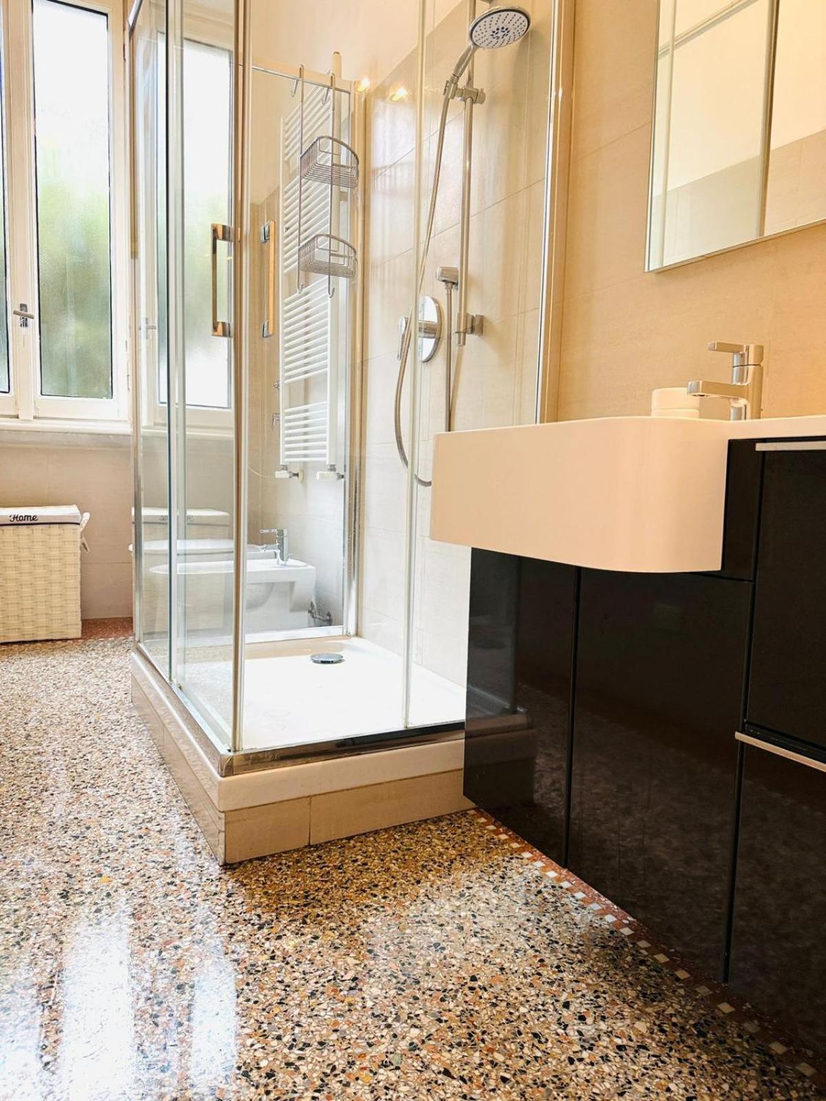 Comecasa 3 Bedrooms Near Bocconi Mailand