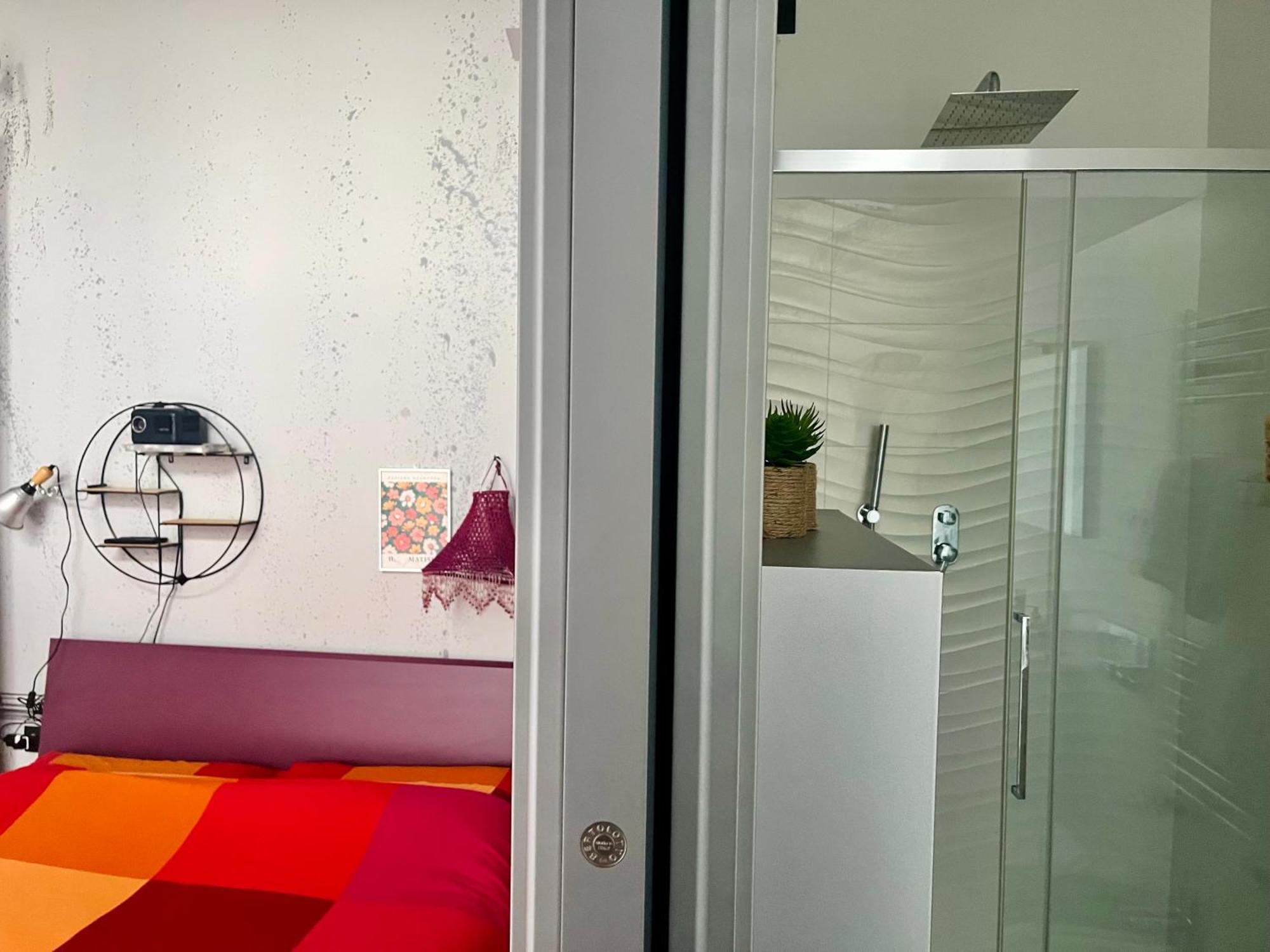 Bellissima Con Bagno Privato Citylife - Sempione Privatunterkunft *