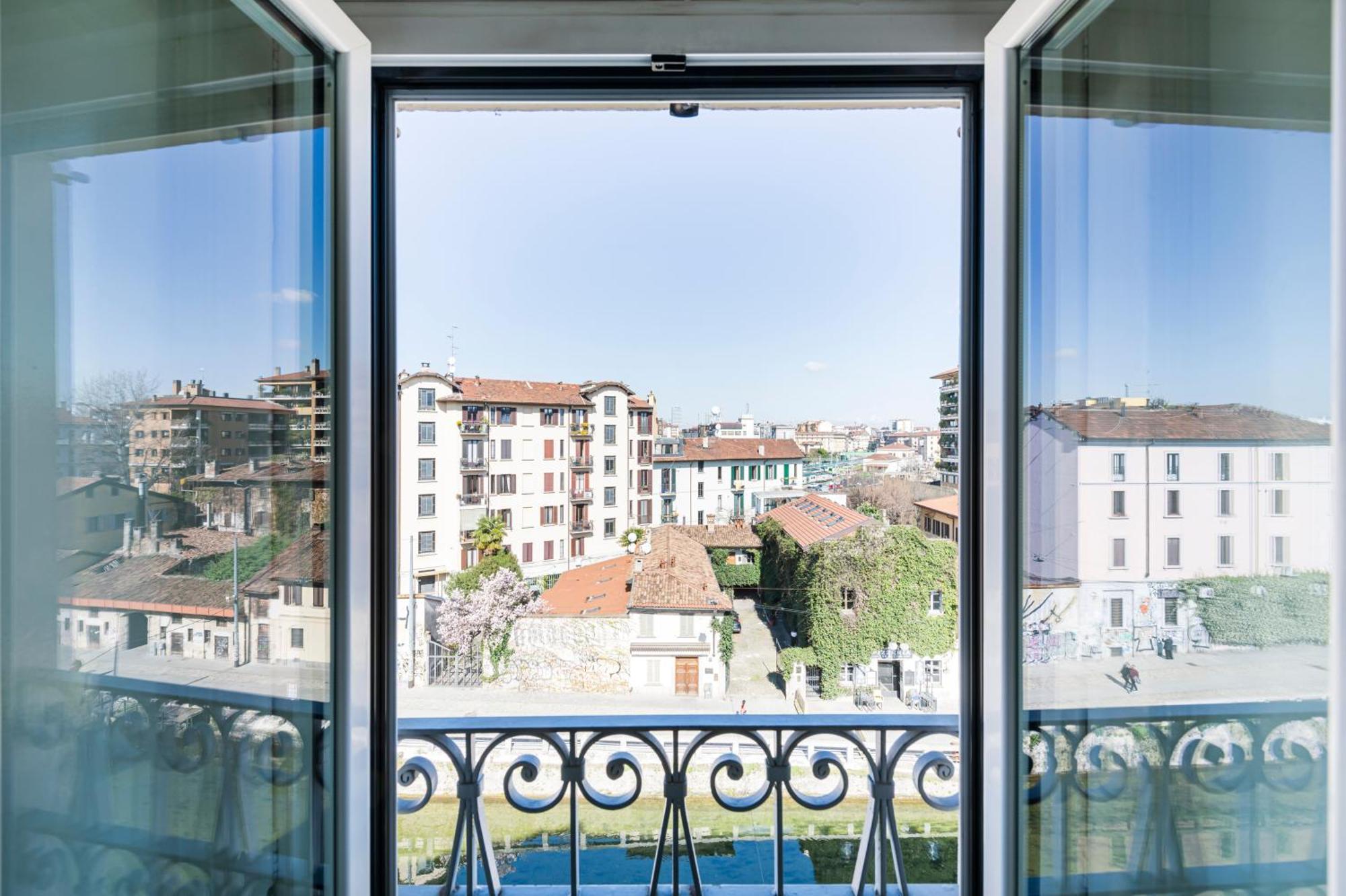 Apartment Lovely On The Navigli River By Easylife *