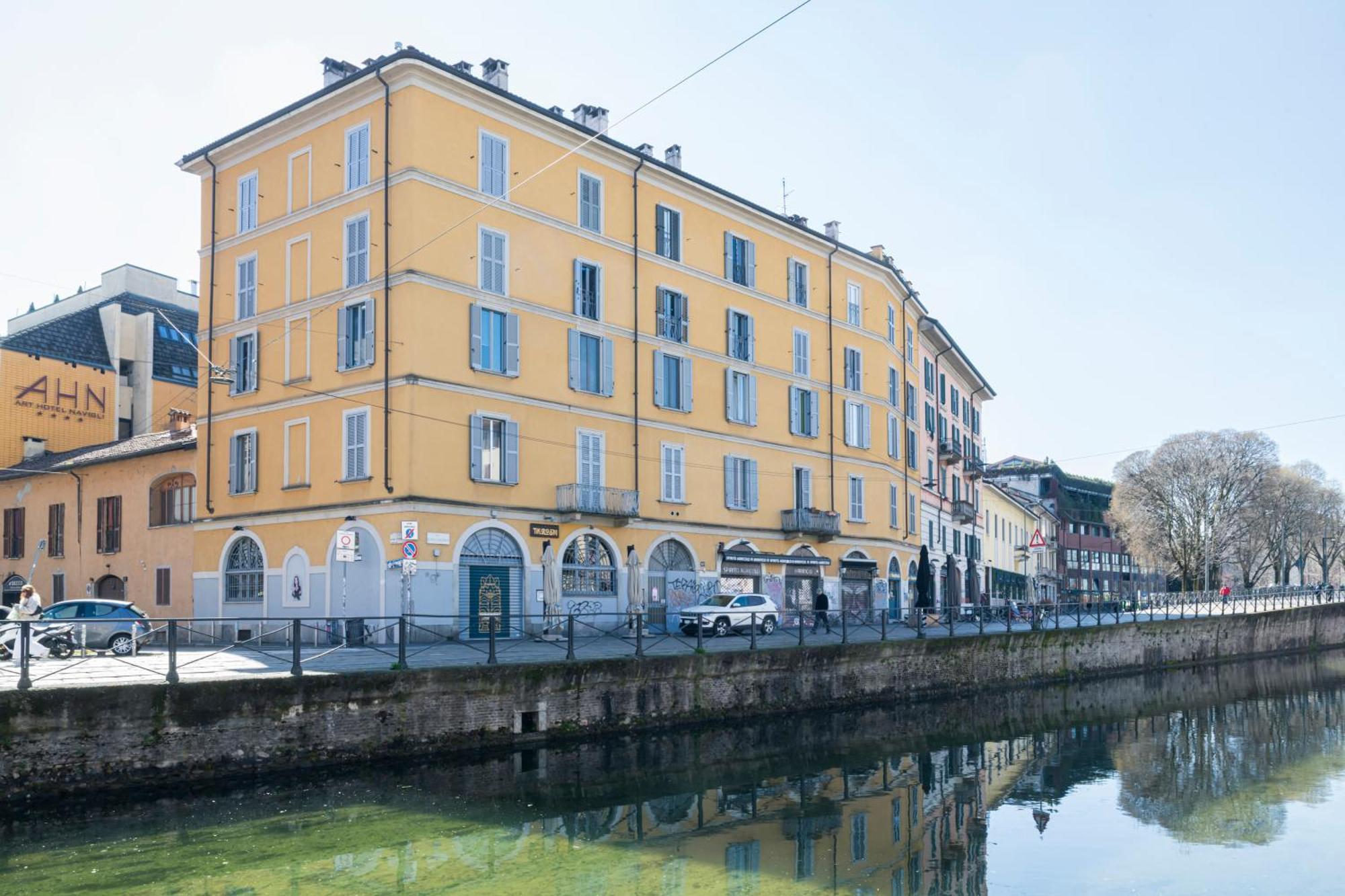Lovely On The Navigli River By Easylife *