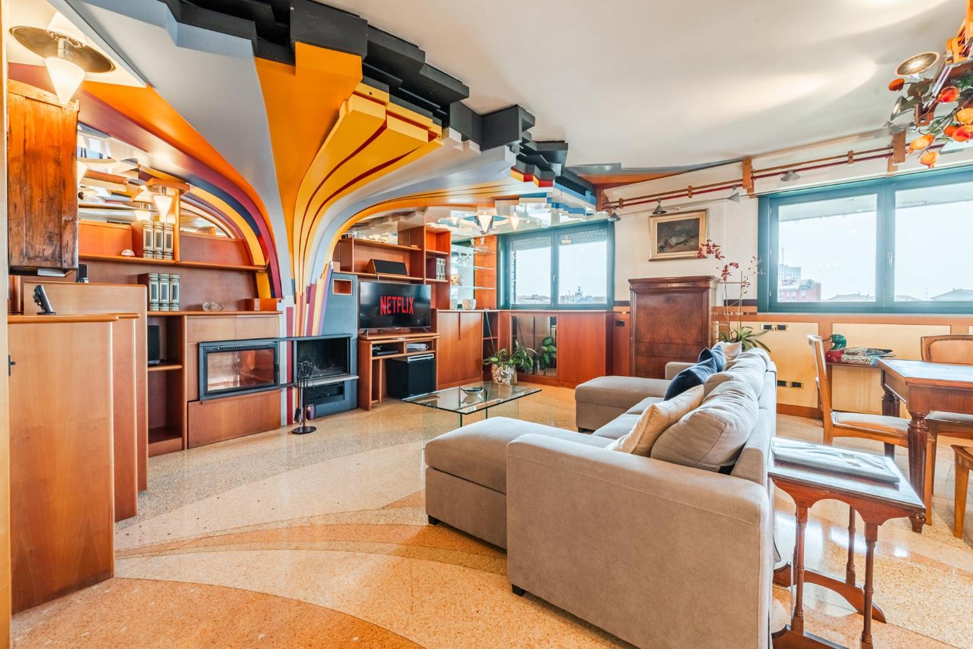 Holiday home Luxury Penthouse - Sauna, Garage, Office, Terrace Milan
