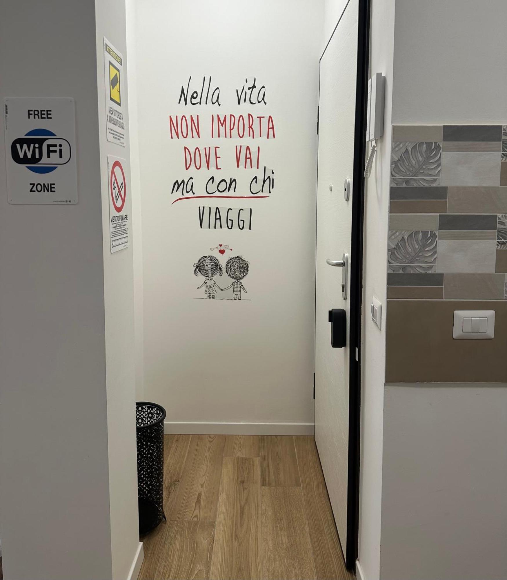 Montenapoleone A 500 Mt Da San Siro Frühstückspension