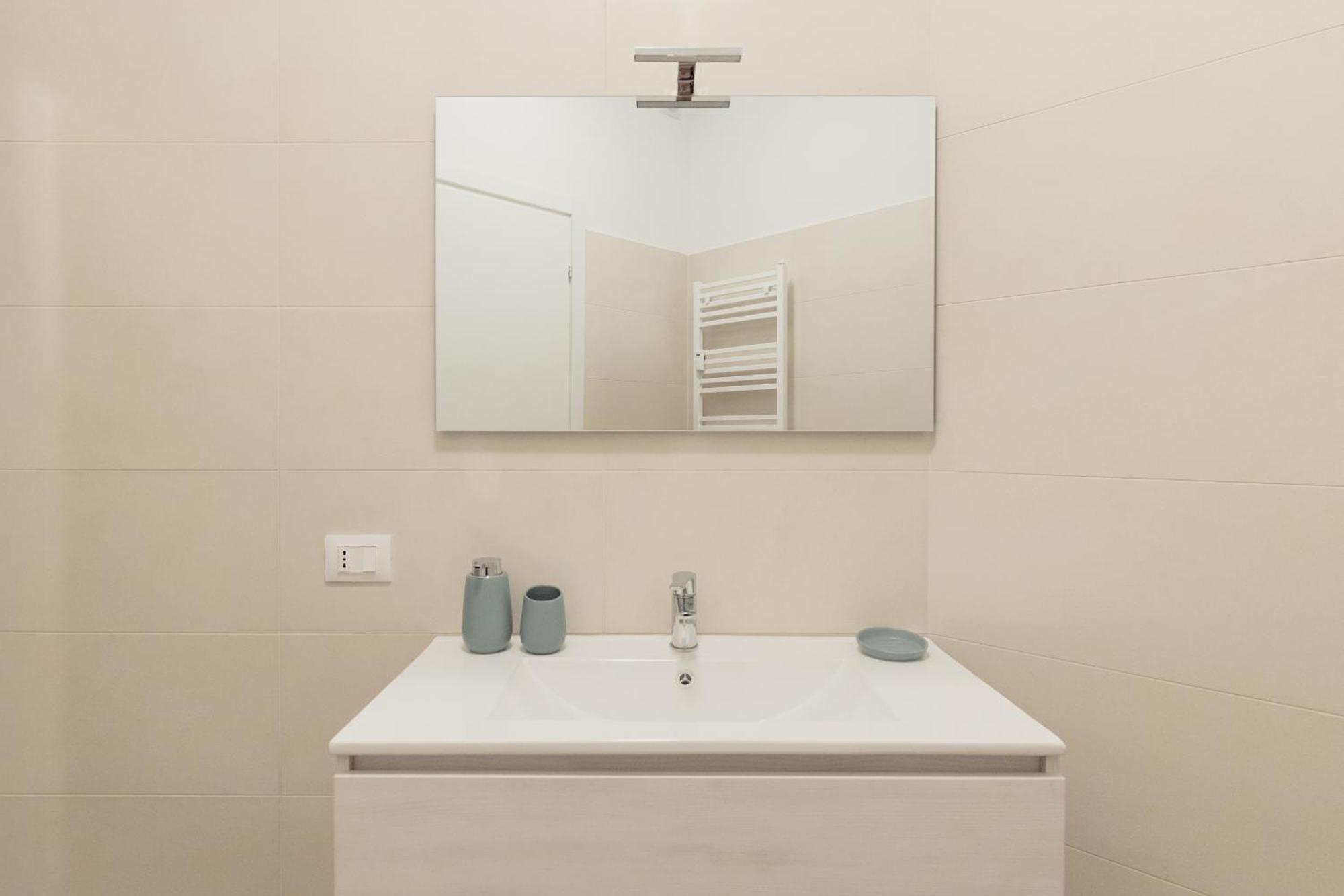 Gohost - Cozy And Bright Flat Near The Navigli * Milão