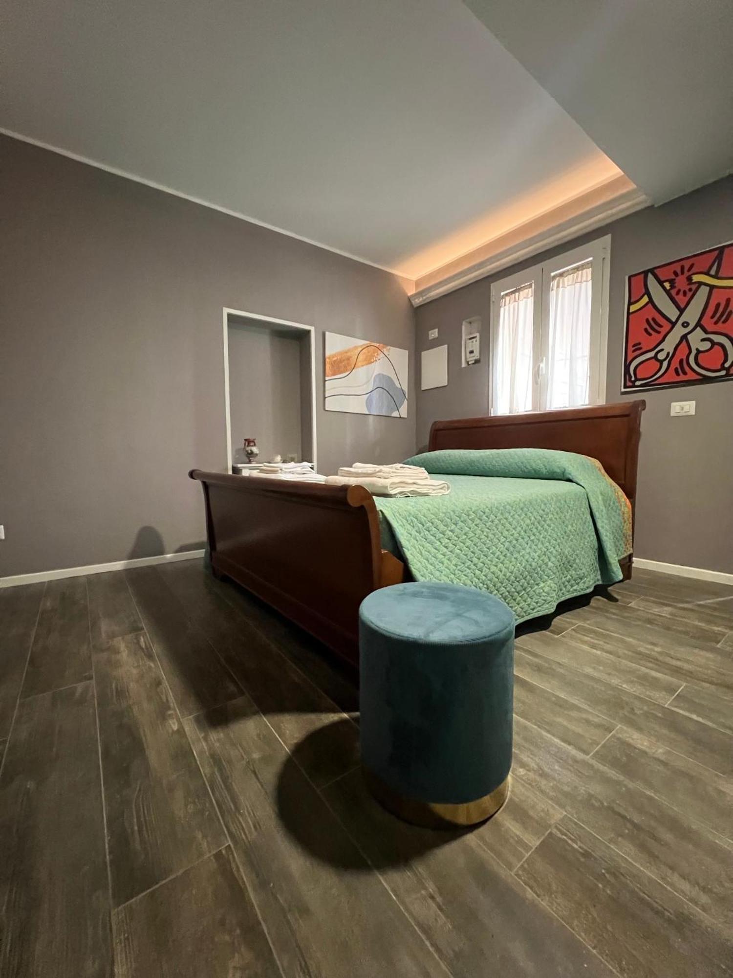 Apartment Sweet *