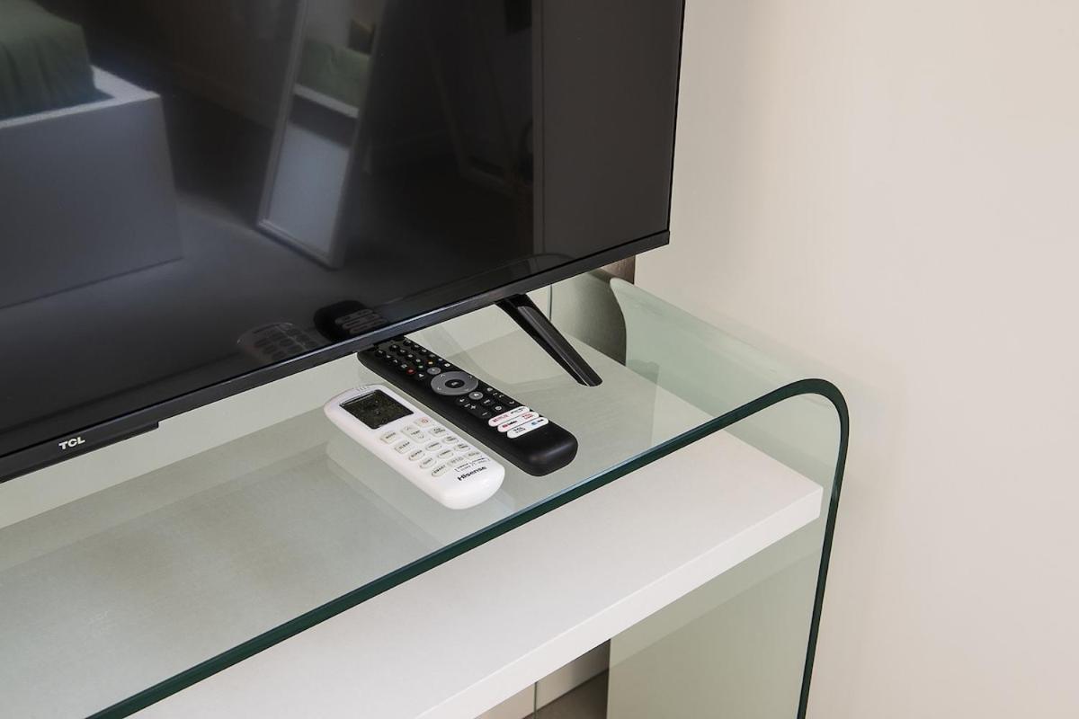 Apartment 2 Bedrooms De Angeli - 20 Minuti Dal Salone Del Mobile Mailand