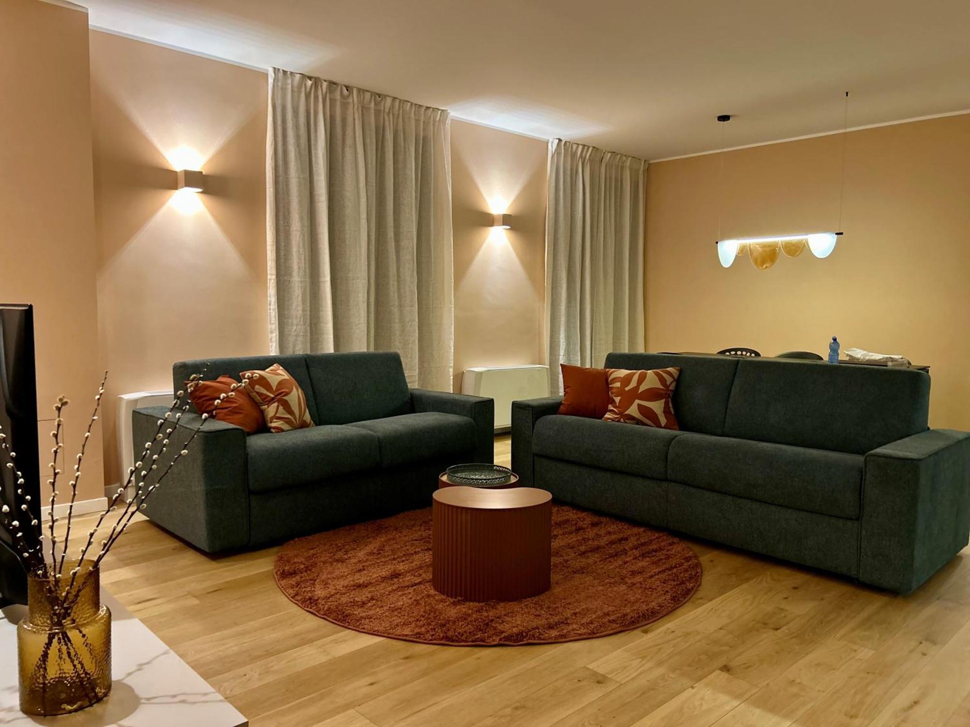 Fifty Eight Repubblica Apartment Milan