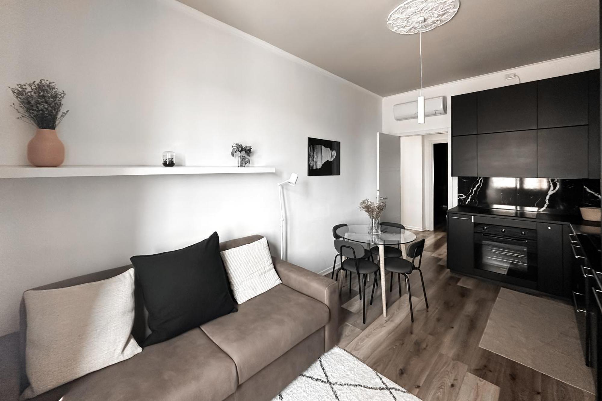 Elegante 80mq Vicino Sempione Milan