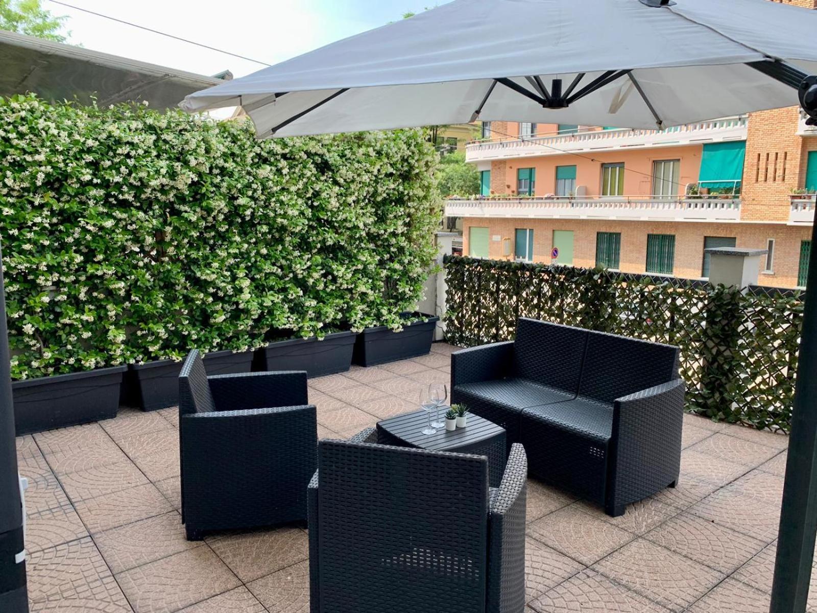 Bright Terrace In Apartment Mailand