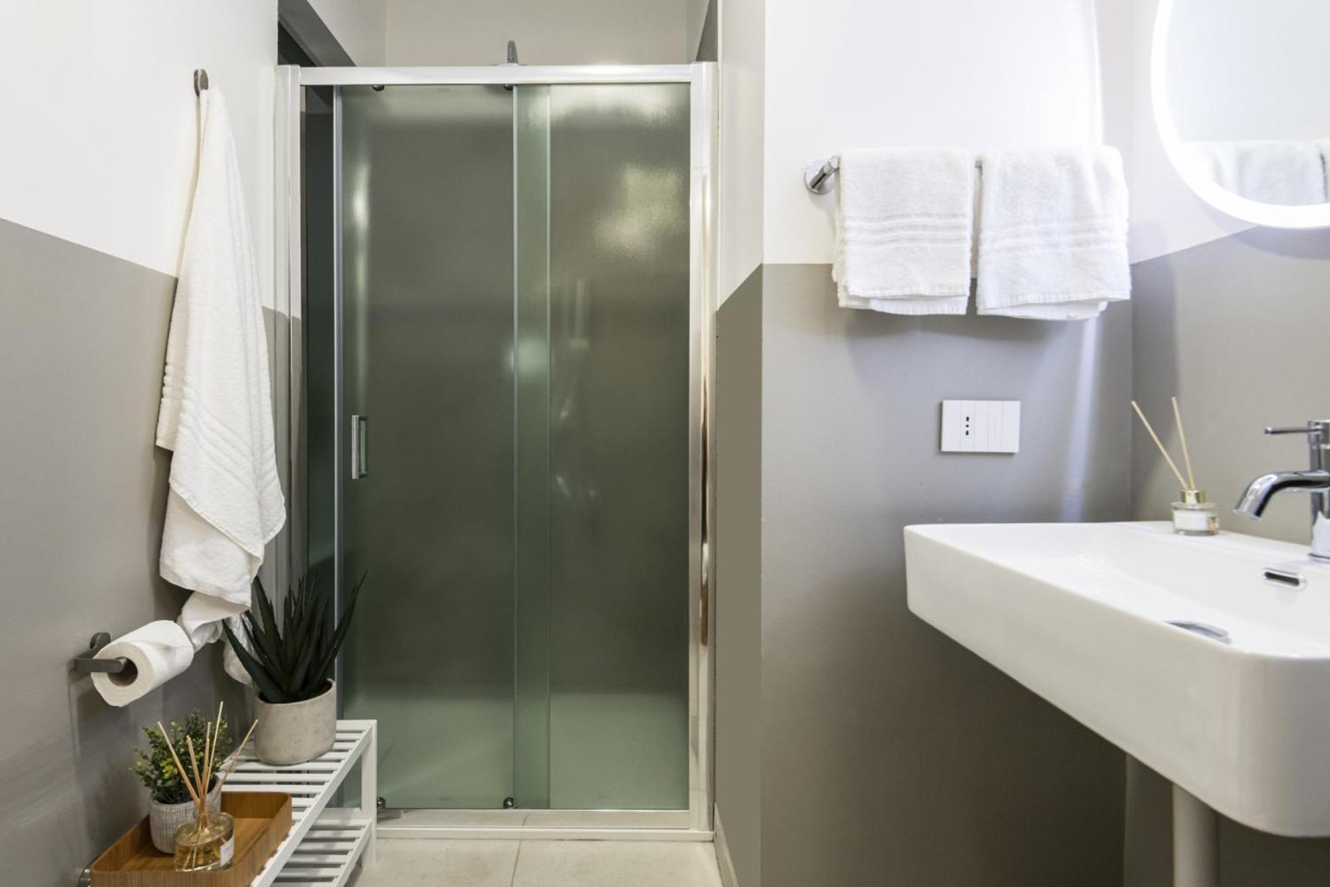 Easylife - Cav104 Prestigioso Con Jacuzzi In Mailand
