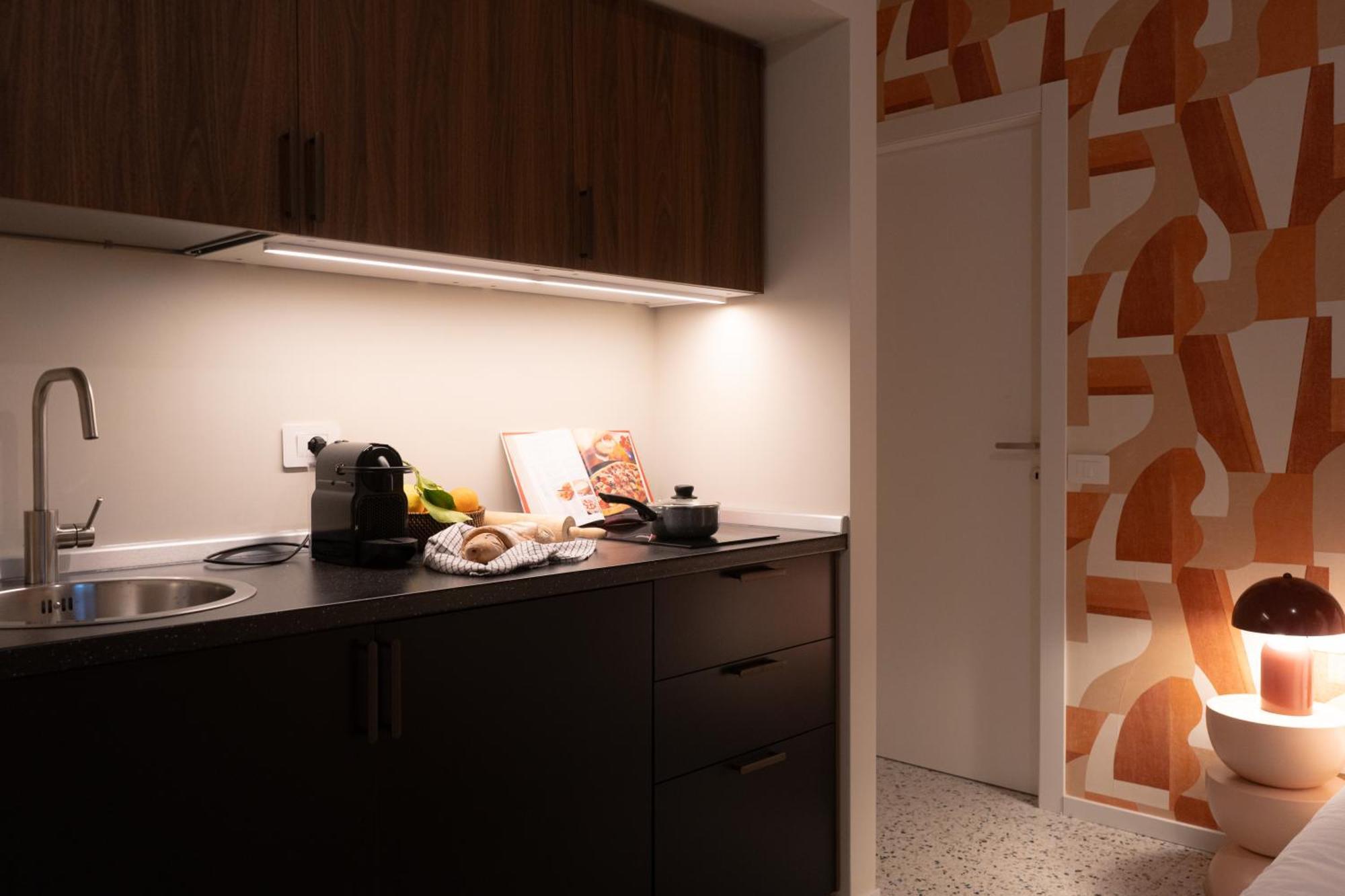 Gino Metro M1 Rembrandt 45 Apartamento Milão