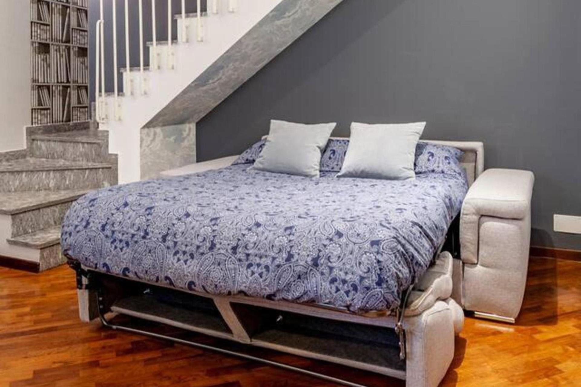 Design With Parking Navigli Area Holiday home *