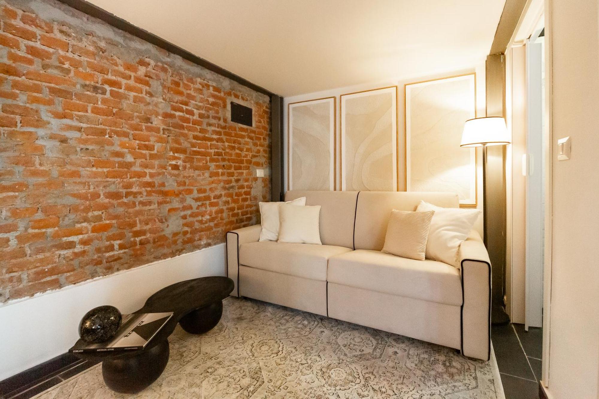 Apartment Youhosty - Design Isola *