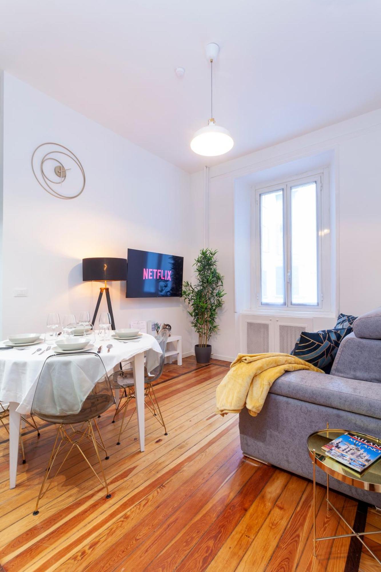 Apartment 6 Min From Duomo Design In