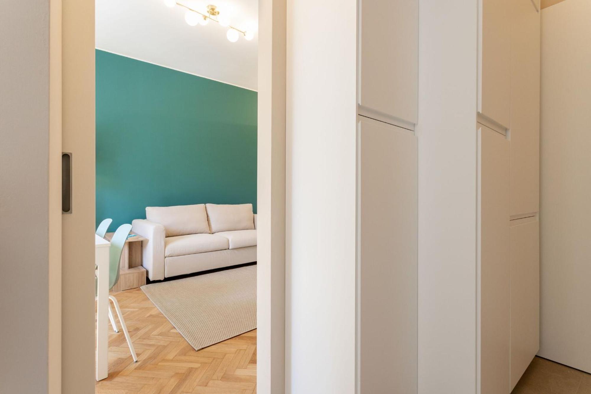 Apartment Vignola Milan