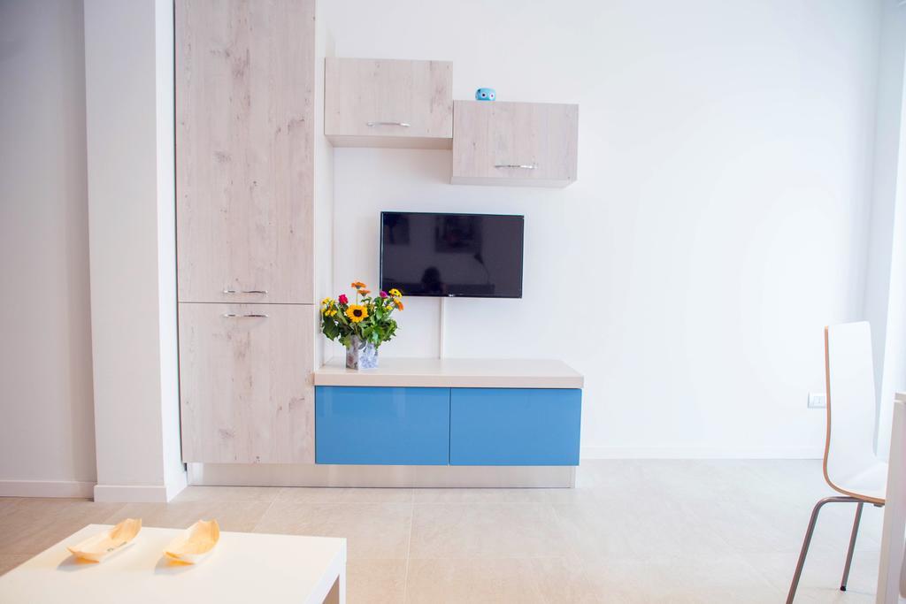 Loreto - Colorful Studio Apartamento