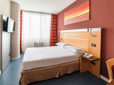 Idea San Siro Hotel Milão