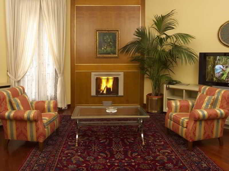 Hotel Romana 4*