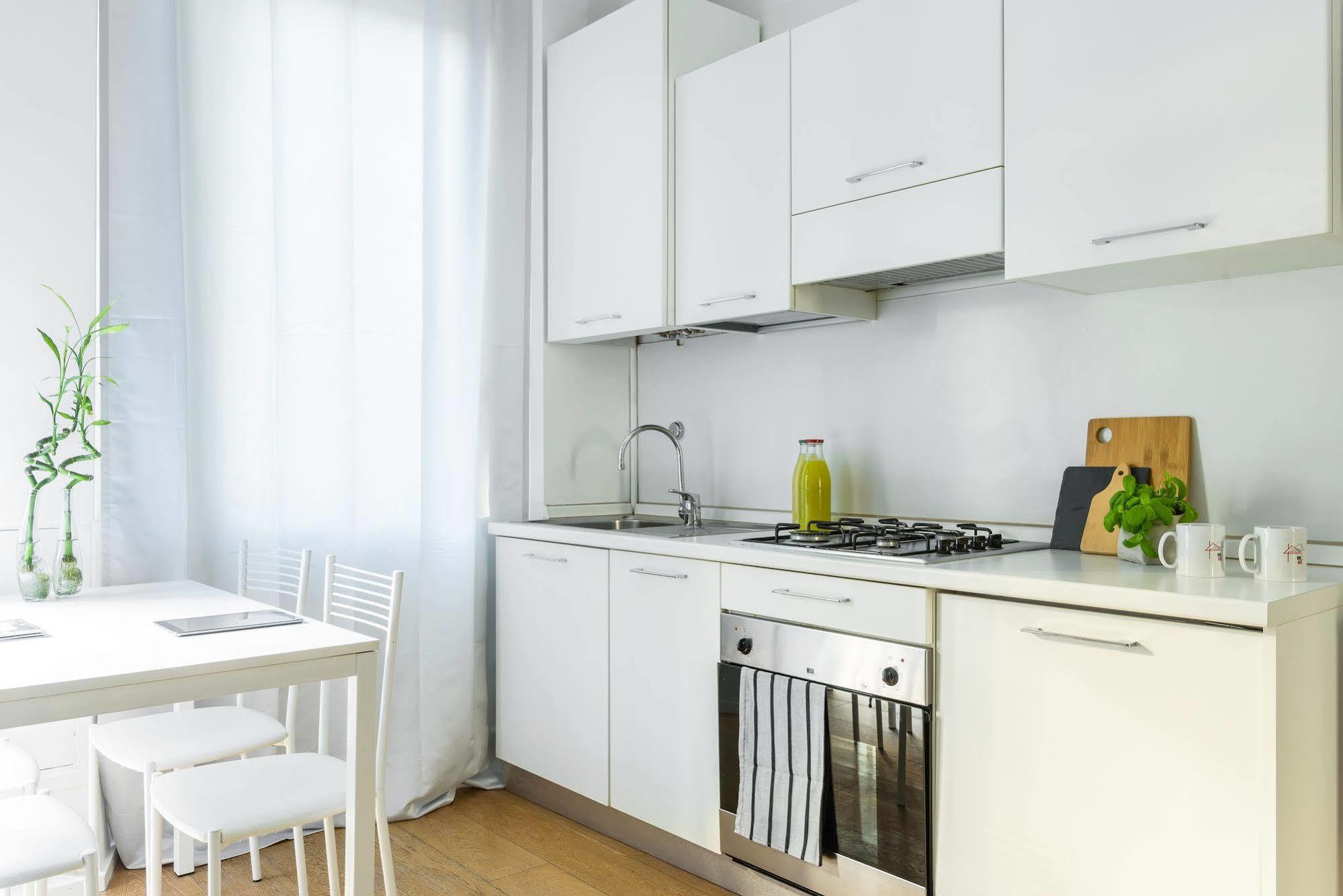 Apartamento Home At Hotel Corso Xxii Marzo *