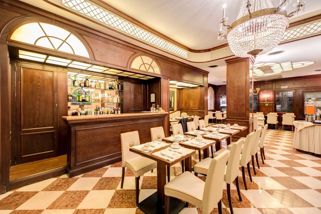 Hotel Romana