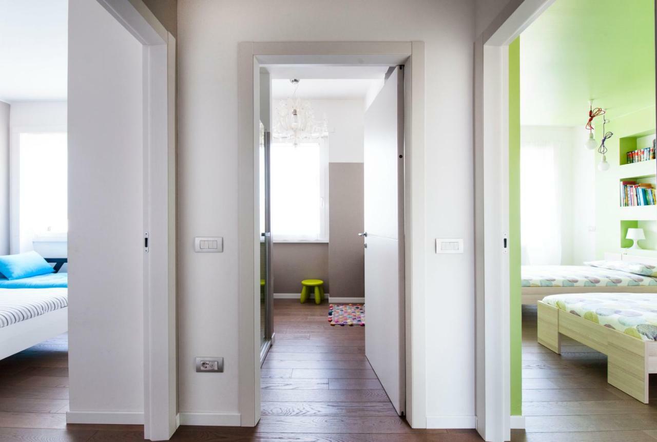 Apartment Lush Contemporary Flat Mailand