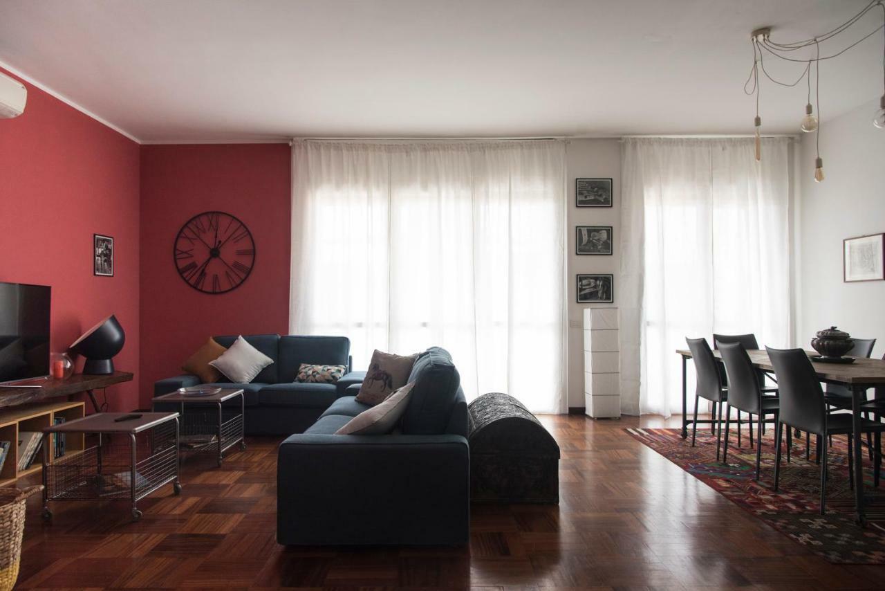 Luxurious 4bdr Penthouse Near Duomo Cathedral Apartment Mailand