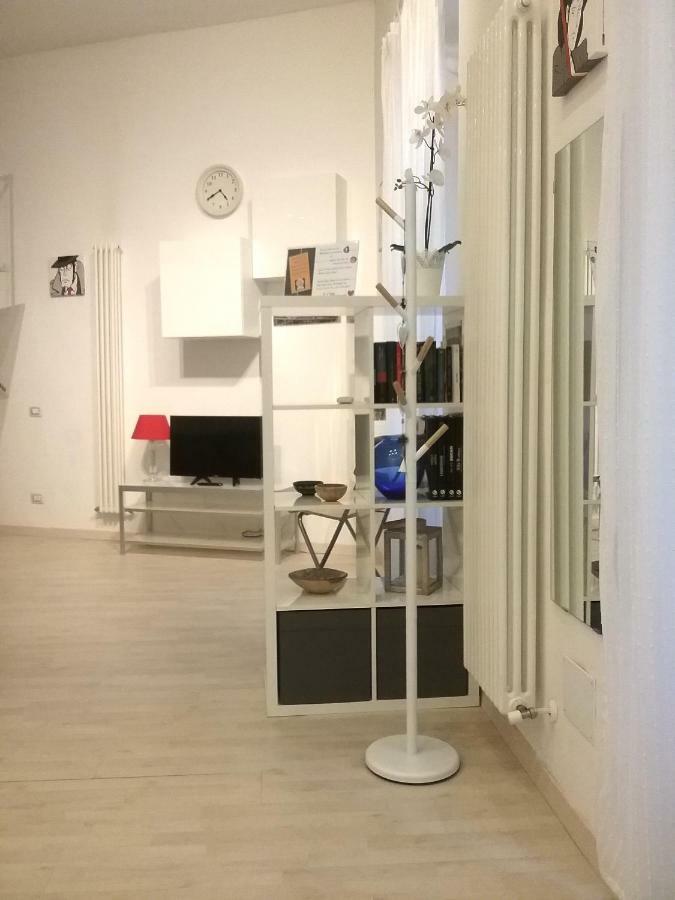 Isola Flat * Milan
