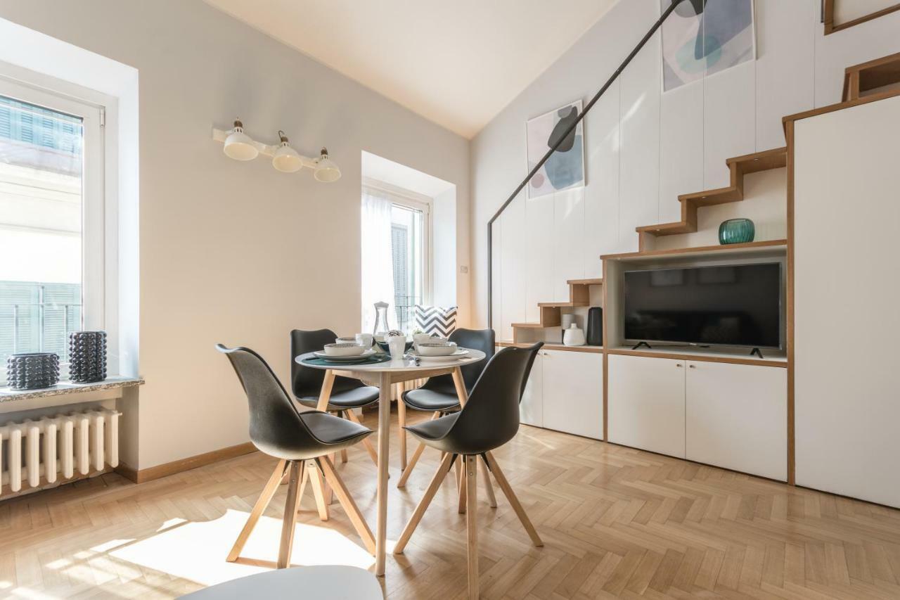 Modern Simplicity In Centre Apartment Mailand