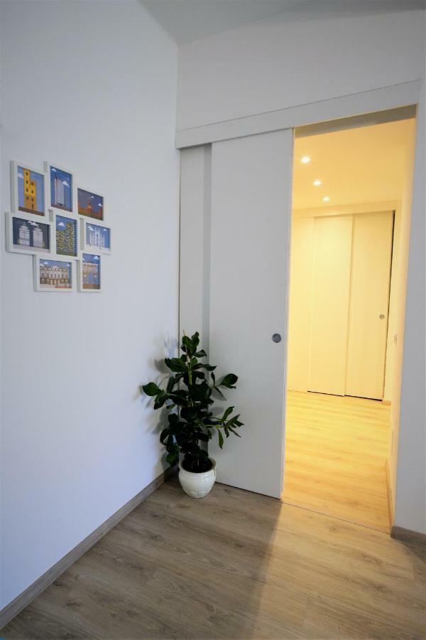 Apartment 34 Via Giulio Carcano Mailand