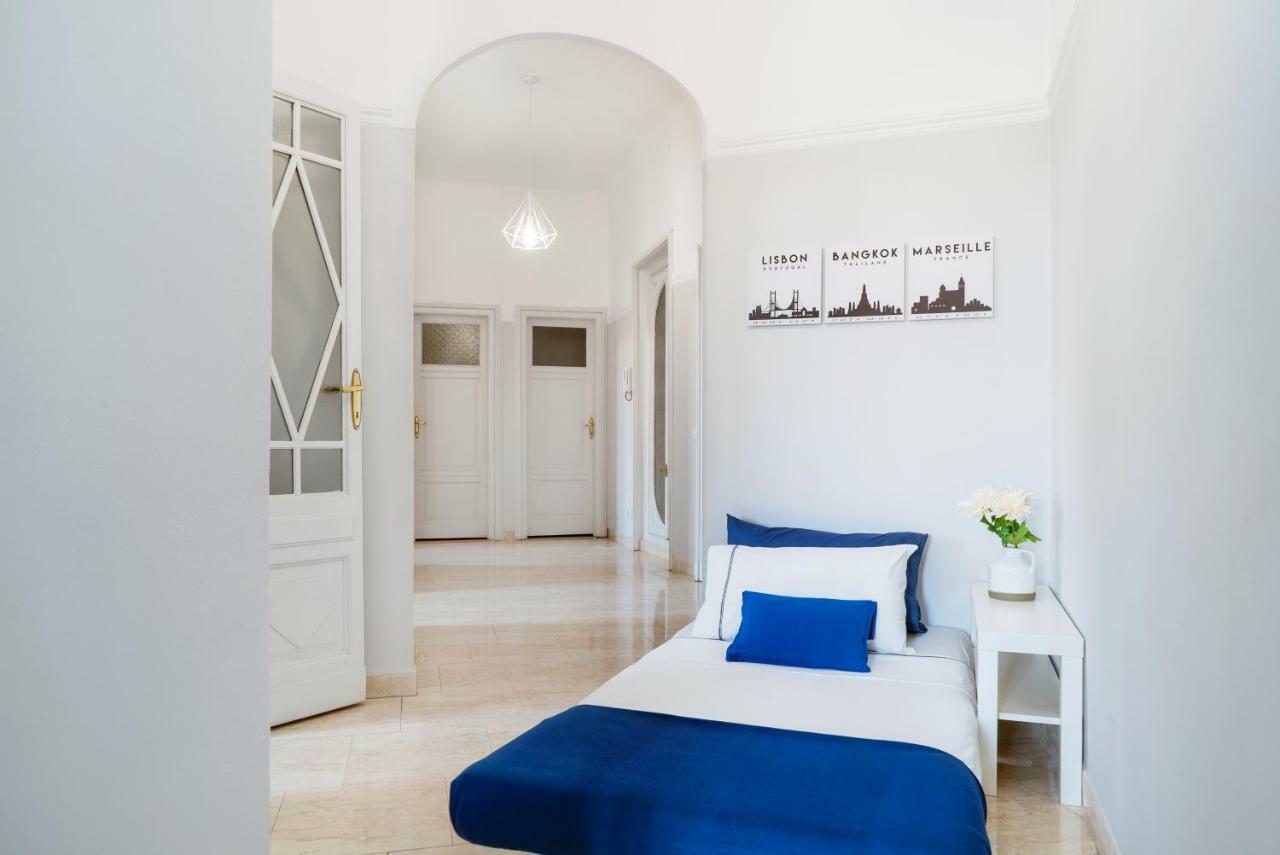Apartment Hemeras Boutique Homes - 4 Design Homes In Center *