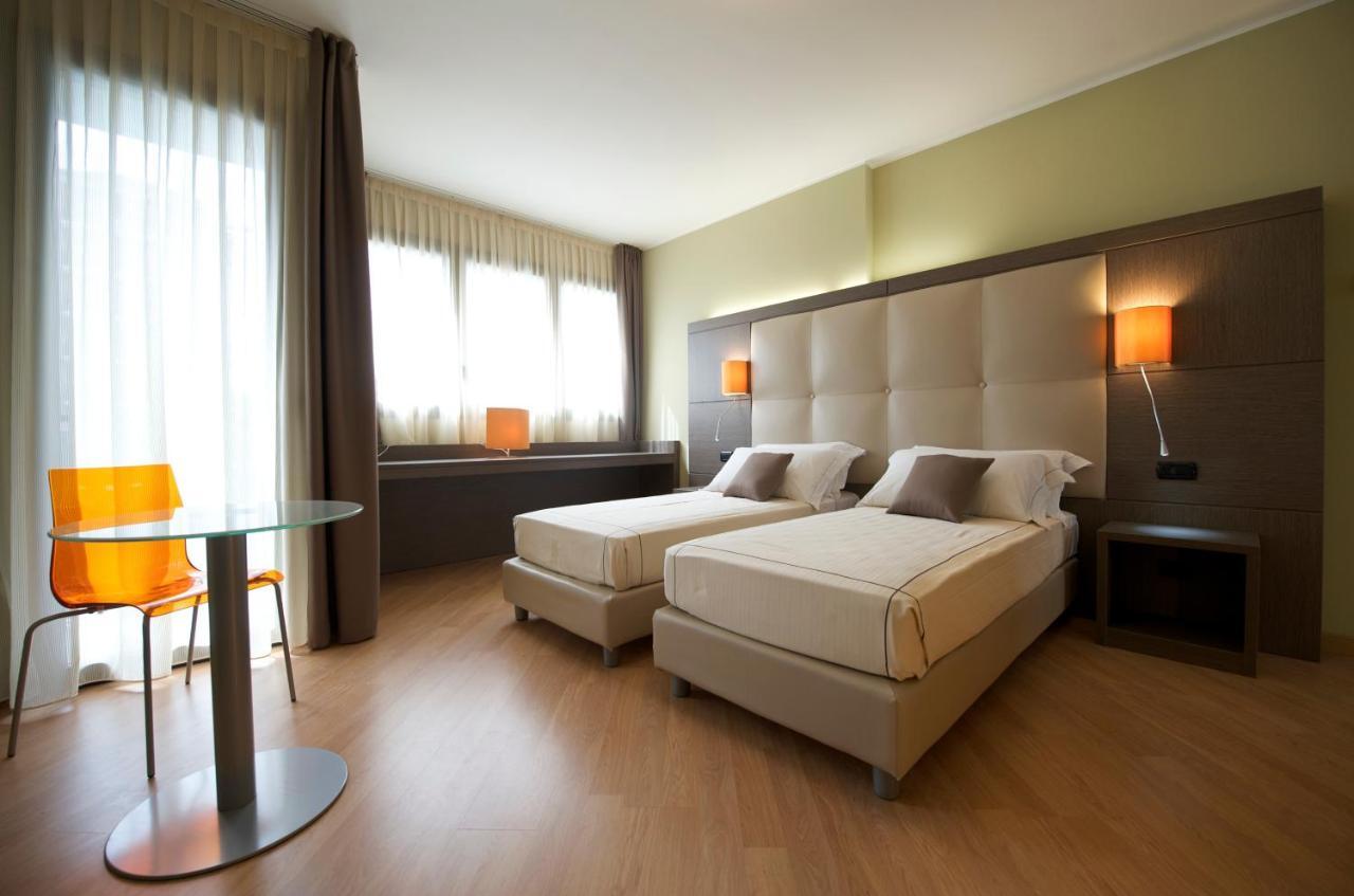Hotel Acca Palace Aa 4*