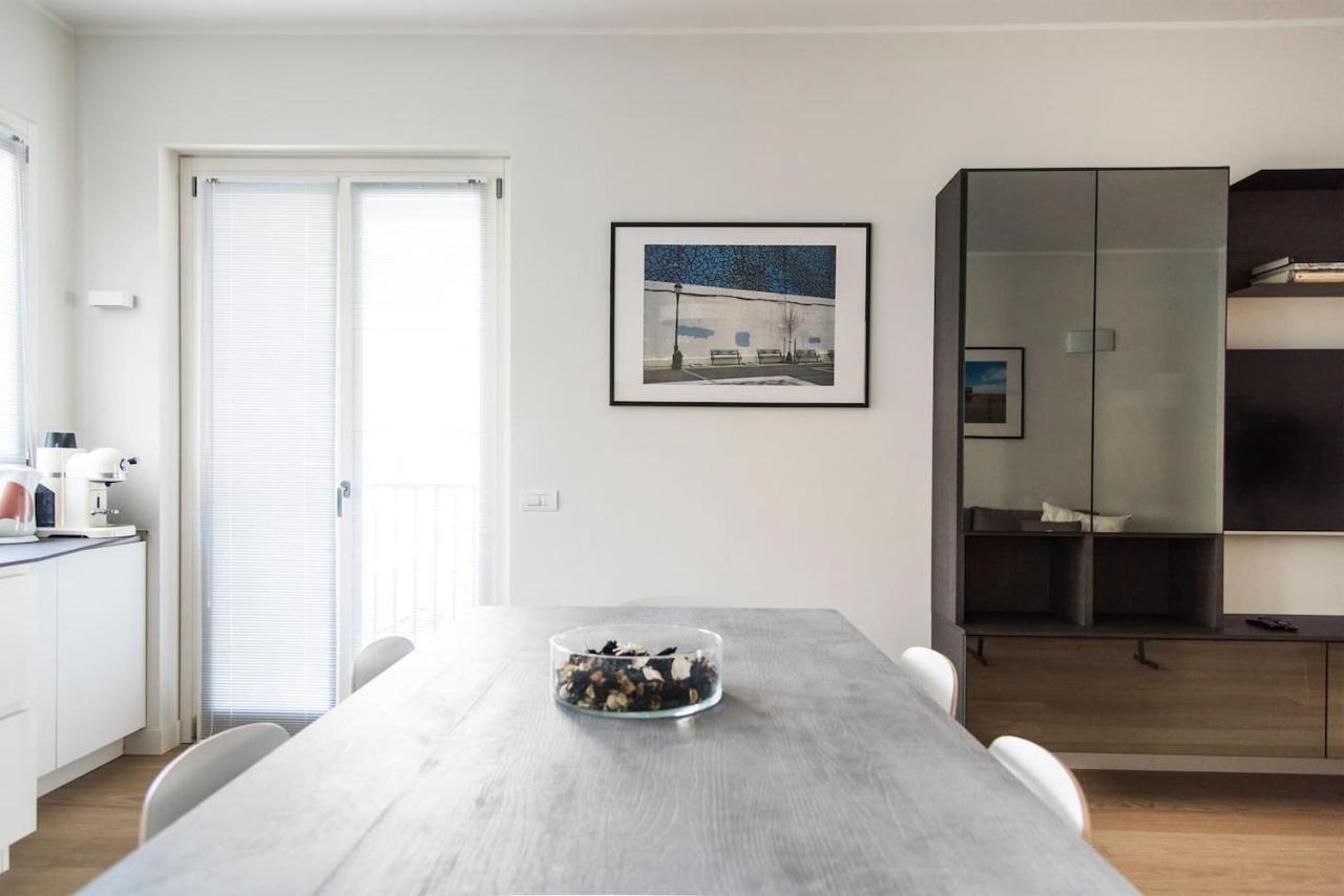 Brand New , Life District Apartment Mailand