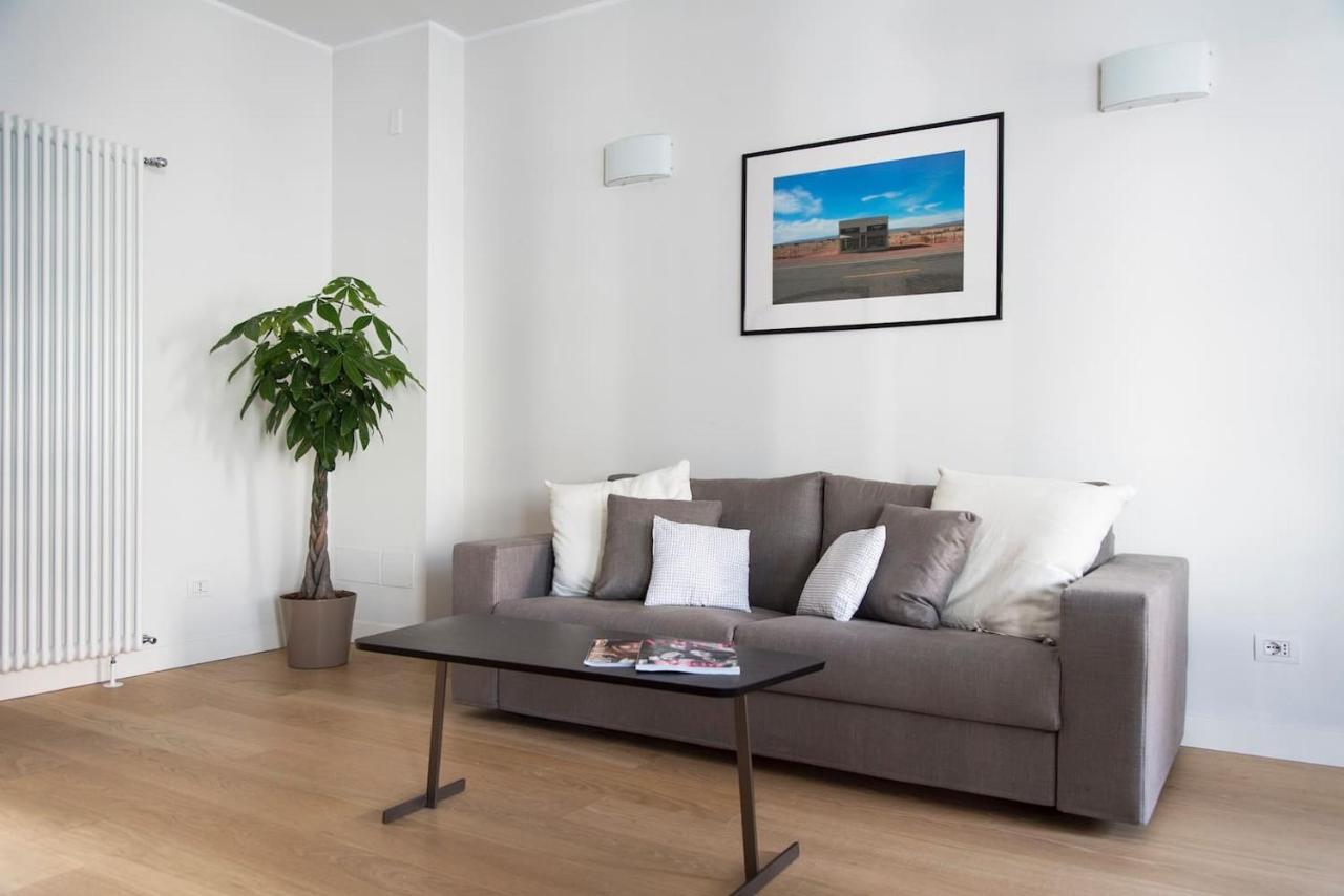Brand New , Life District Apartment *