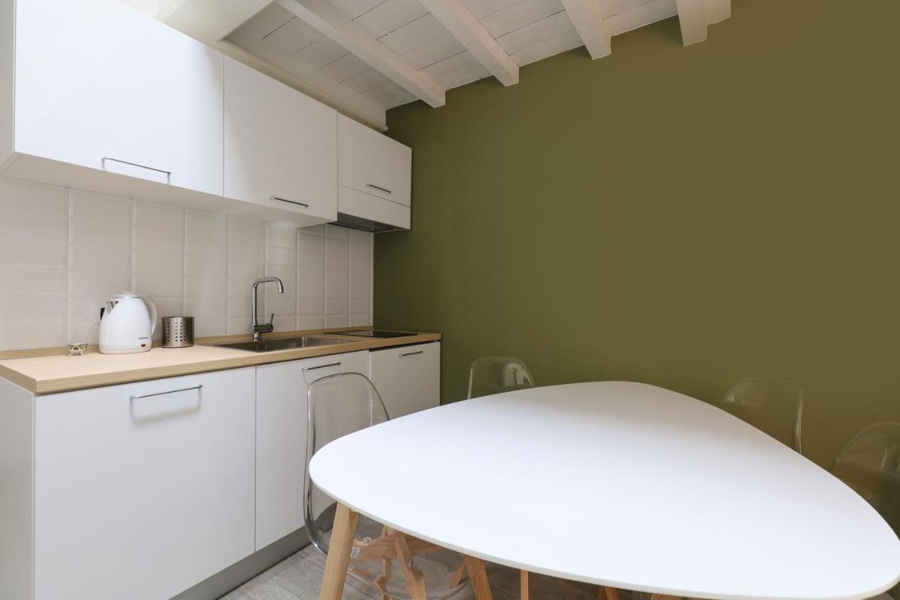 Navigli District Center Apartment