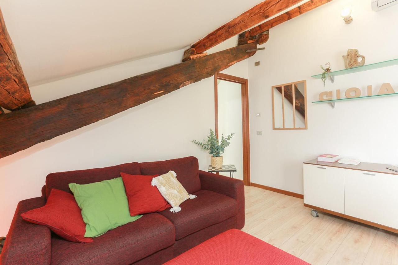 Apartment The Best Rent - Cozy Attic With View *
