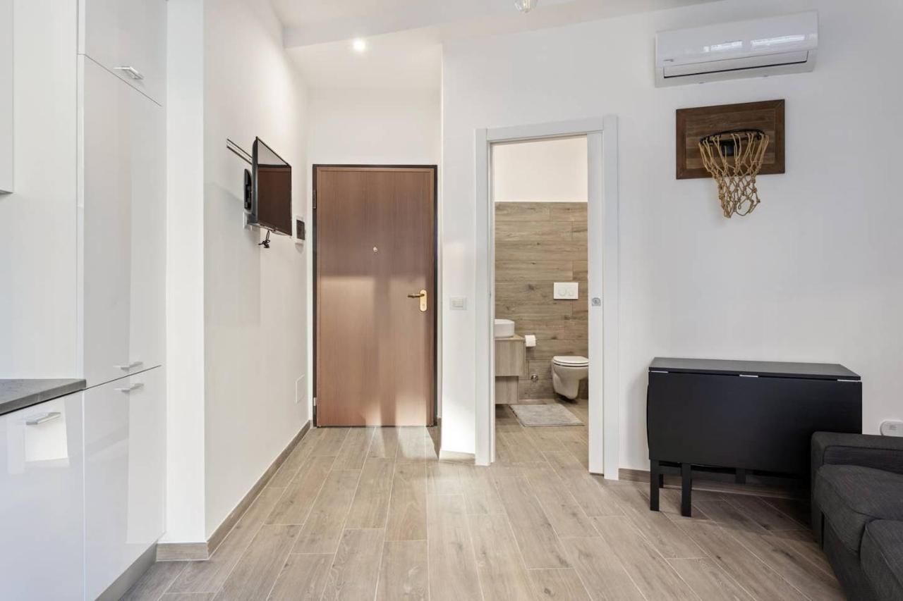 Modern And New Flat In Duomo Area Apartment Mailand