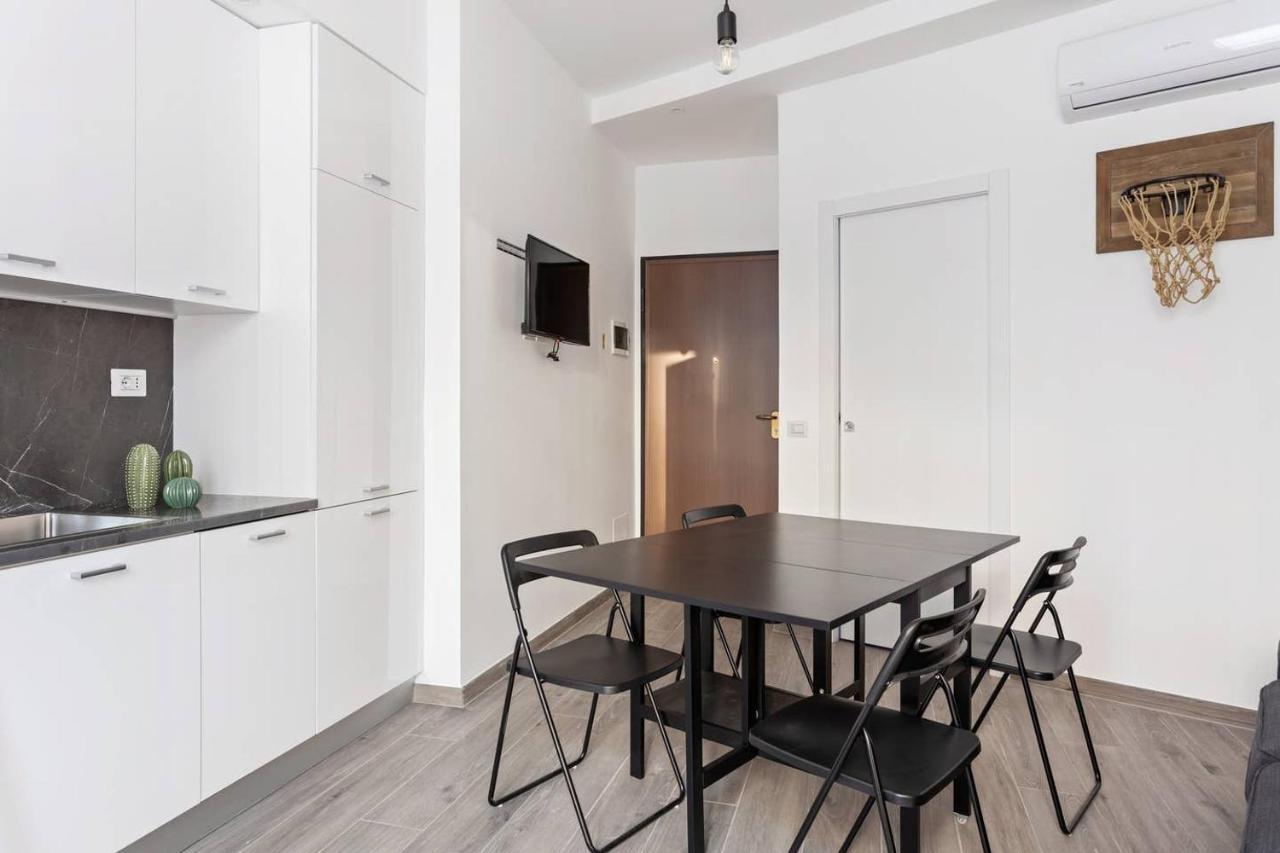 Modern And New Flat In Duomo Area Apartment *