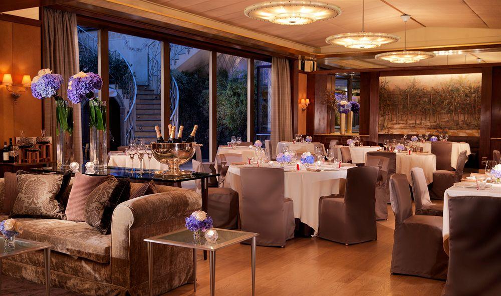 Four Seasons Hotel 5*